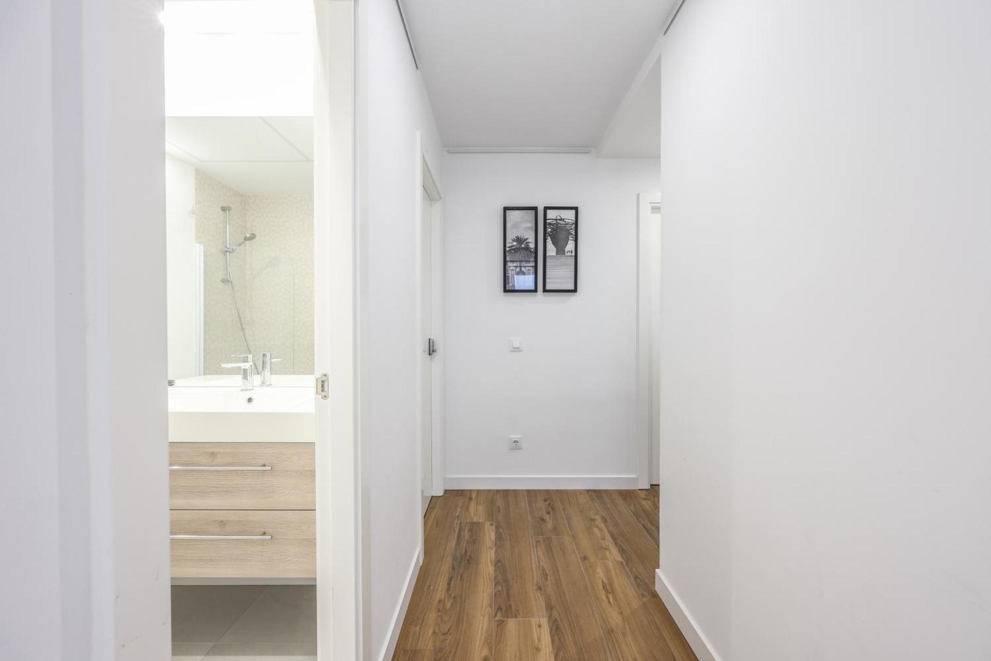Be Coliving Madrid Centro Hotel Bagian luar foto