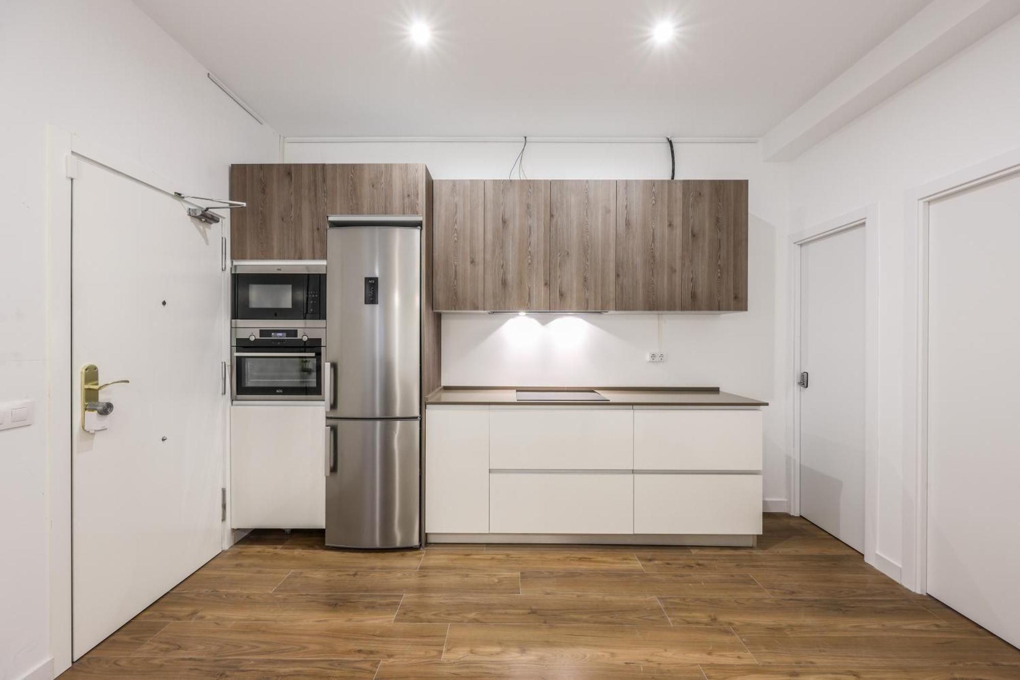 Be Coliving Madrid Centro Hotel Bagian luar foto