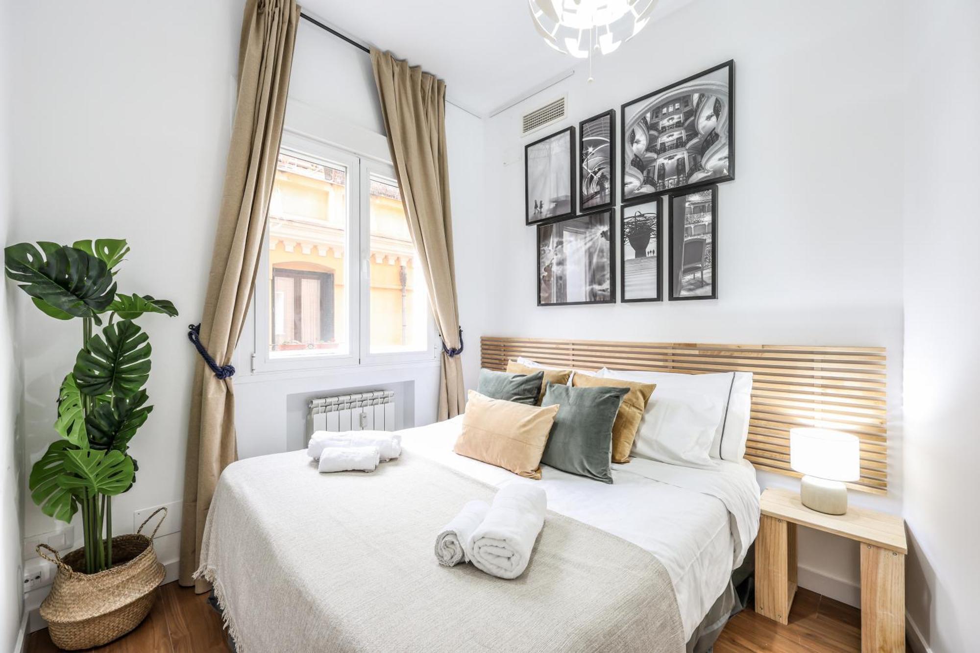 Be Coliving Madrid Centro Hotel Bagian luar foto