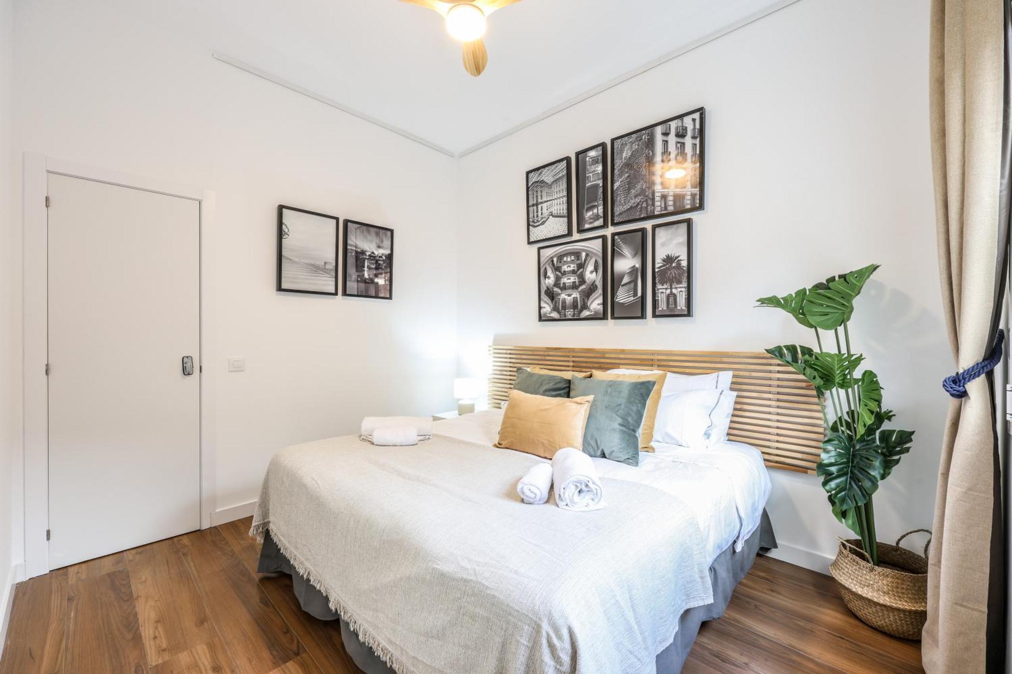 Be Coliving Madrid Centro Hotel Bagian luar foto