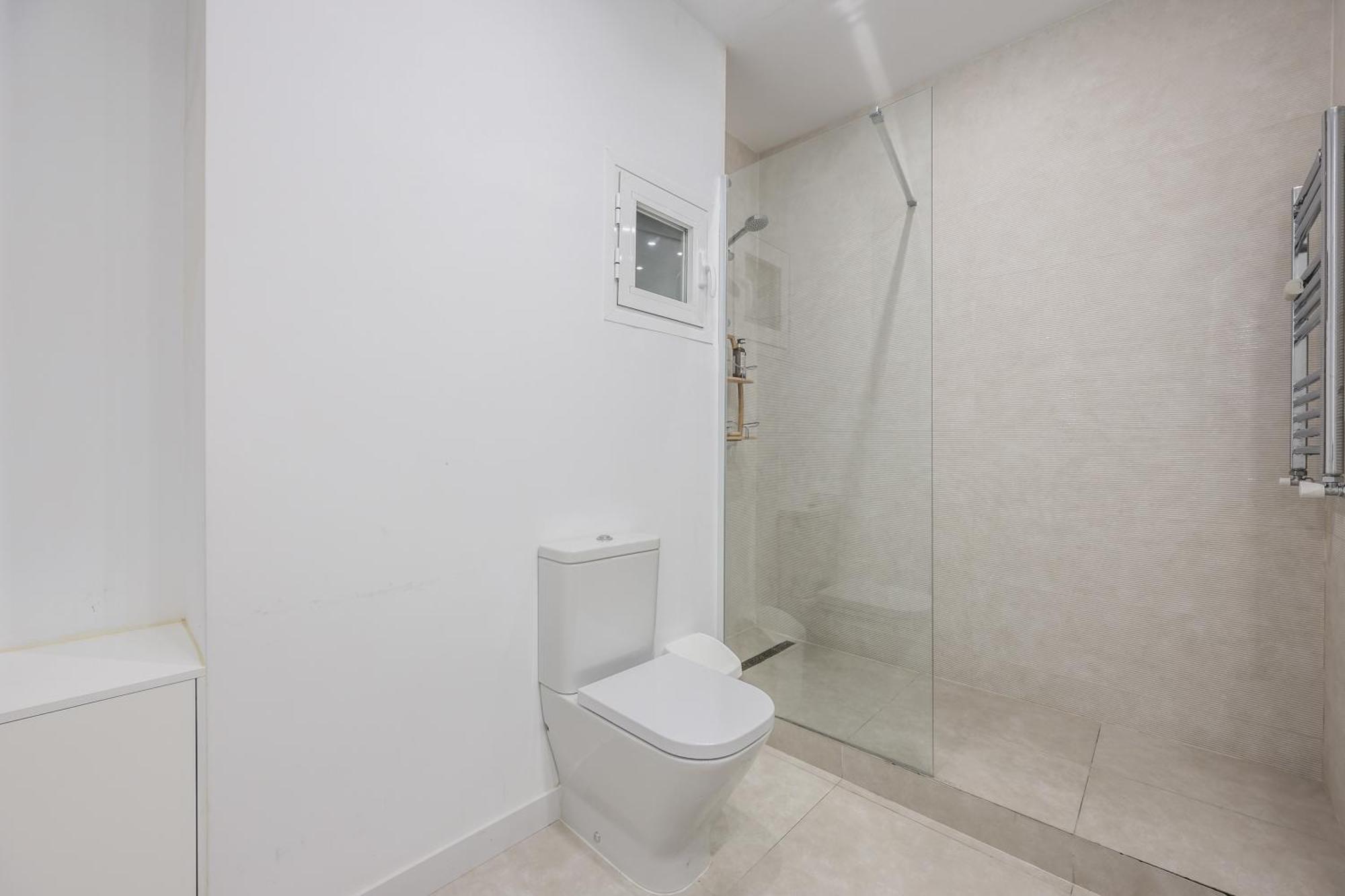 Be Coliving Madrid Centro Hotel Bagian luar foto
