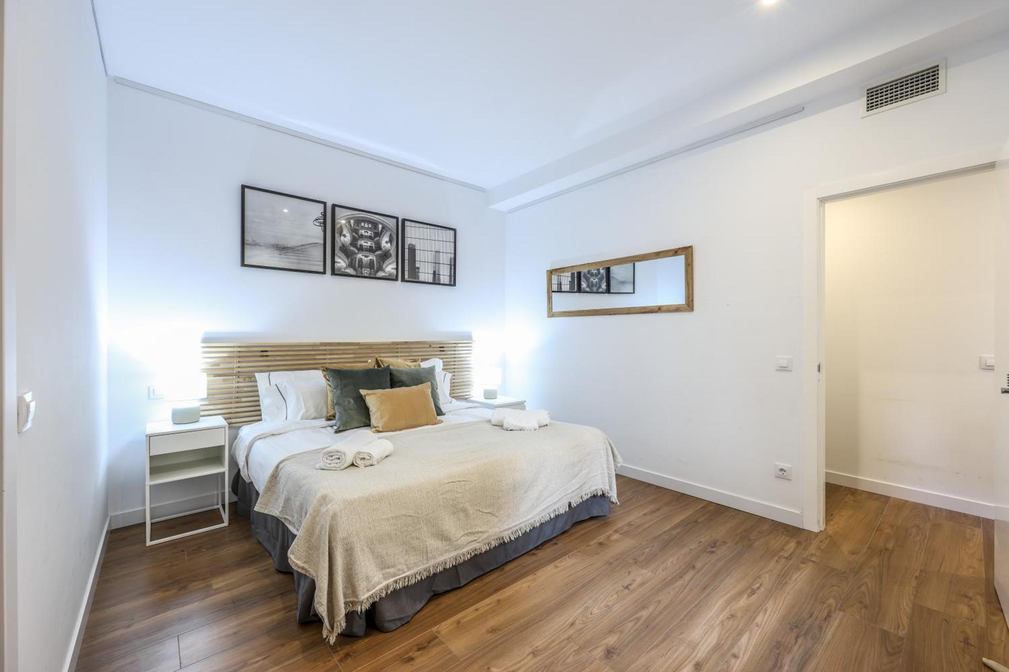 Be Coliving Madrid Centro Hotel Bagian luar foto